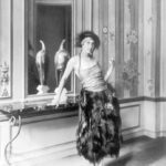 Denise Boulet indossa una creazione del marito Paul Poiret, 1919